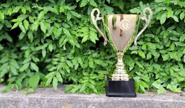 Baarer_Bier_Alkoholfrei_Wander-Challenge-Pokal