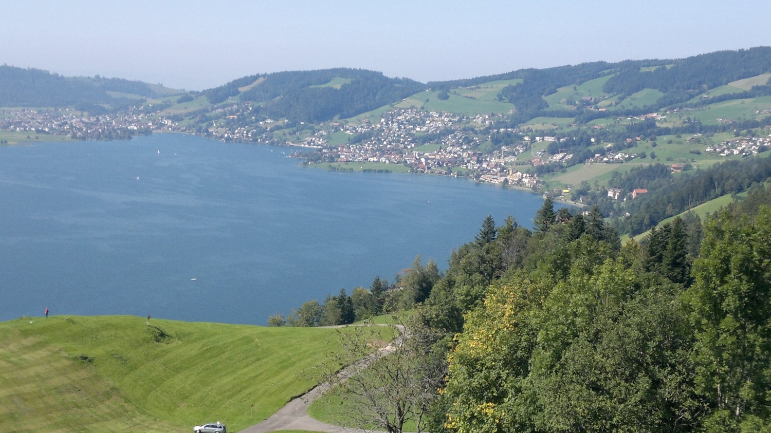 Ausblick auf Ober- und Unterägeri